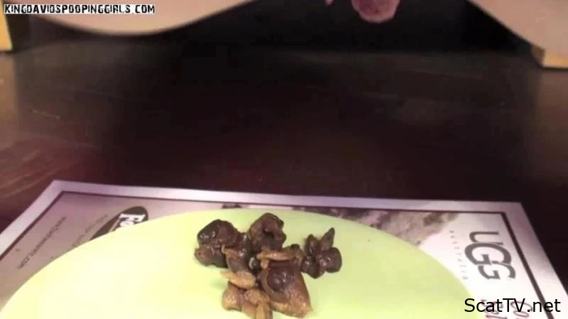 Barbie Lime Green Poop Plate - Thefartbabes - Picture Scat, Scat Girls Videos, Scat Couples