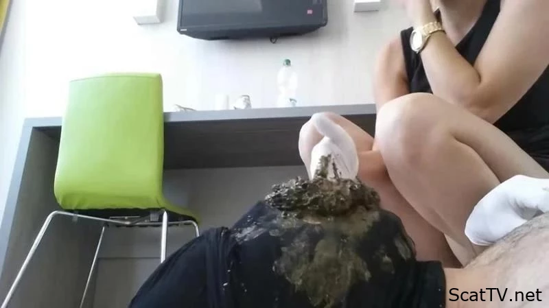 Two femdoms use human toilet slave - Angelica - Markovna - Leaning To Give A Shit, Fallos In Feces, Farting