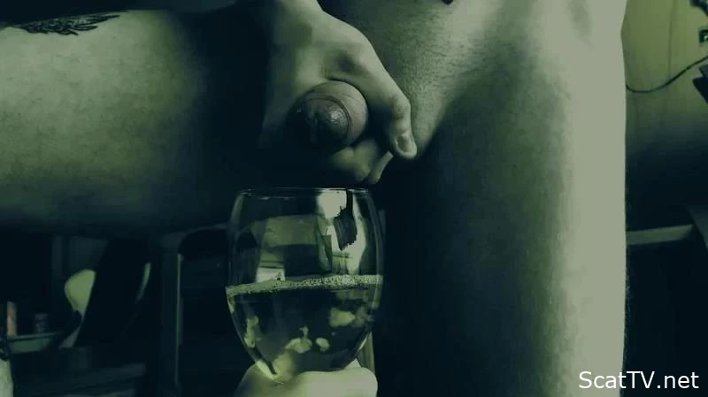 Is that a homemade aloe drink - DirtyBetty - Naughty Scat, Dirty Masturbation, Buttplug In Shit