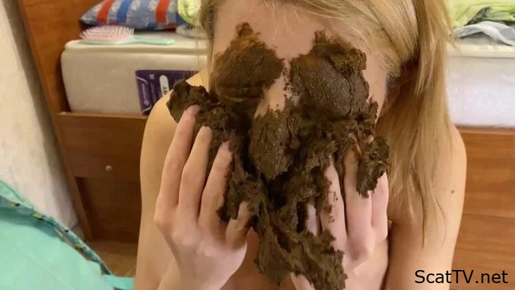 Big shit on hair and face - p00girl - Black Ass, Manure, Hurry In Toilet