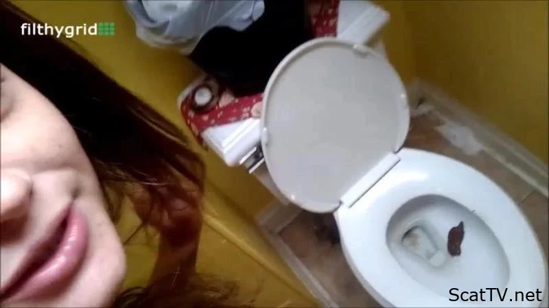 Amateur Pooping Girls - 3 - Puke - Relax In The Toilet, Muscles In Shit, Scat In Pantyhose