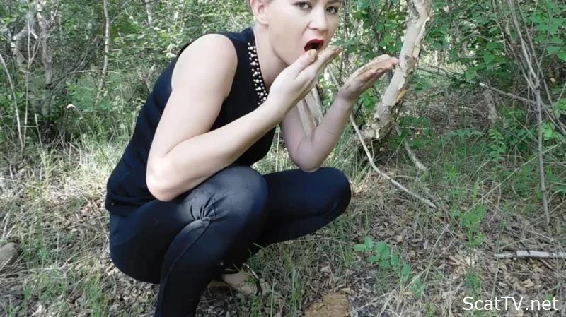 Breakfast In The Forest With Shit - ThefartbabesKatya Kass - Shitting Girl Video, Amateur Shitting, Mateurs Scat