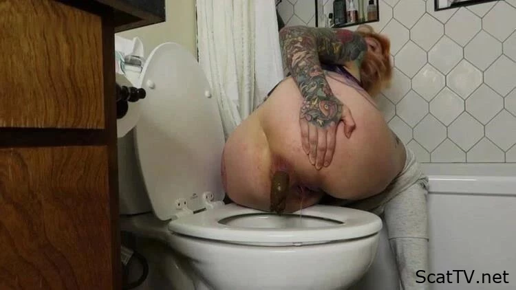 Classy N Gassy - Toilet slave, Shooting Poop, Ass Gape